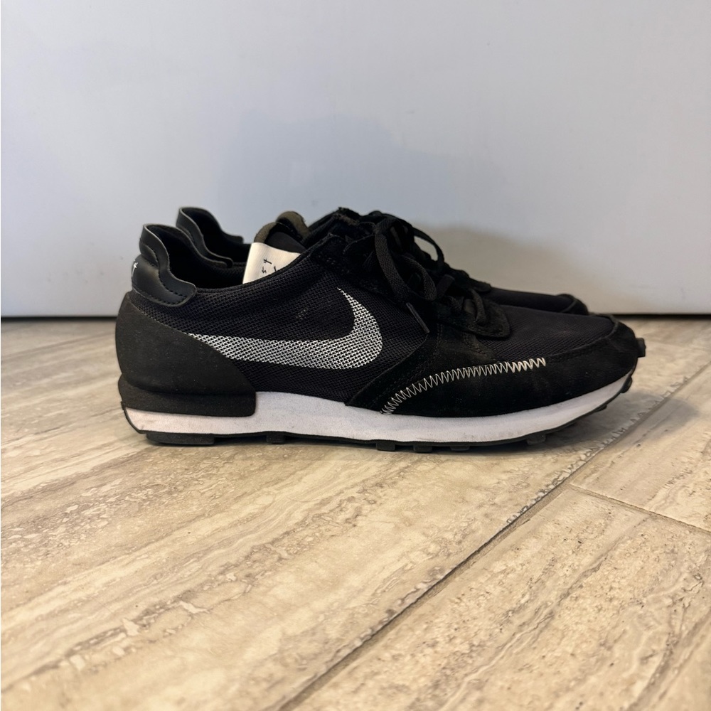 Nike Daybreak-Type men’s 10.5